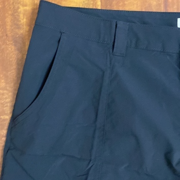 Amazon Essentials Women’s Shorts Size 20 NWT - Picture 2 of 10